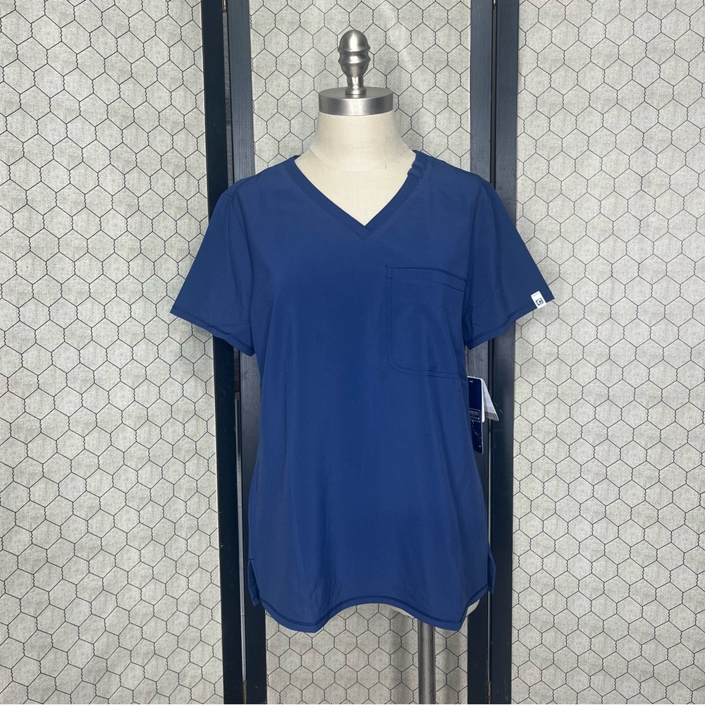 Cherokee Medical Uniforms Contemporary V-Neck Scrub Top